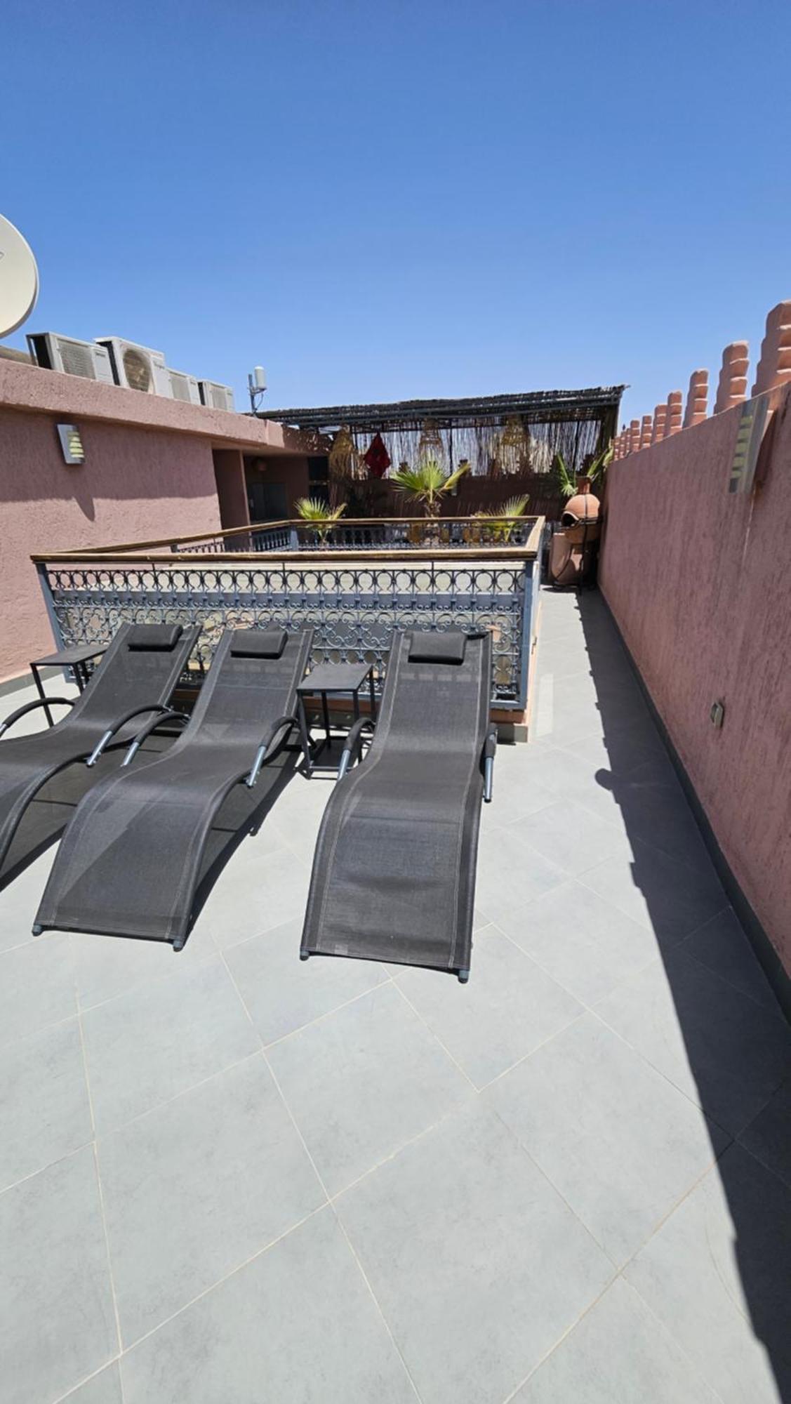 Riad Melilo Avec Piscine Chauffee Marrakesch Exterior foto