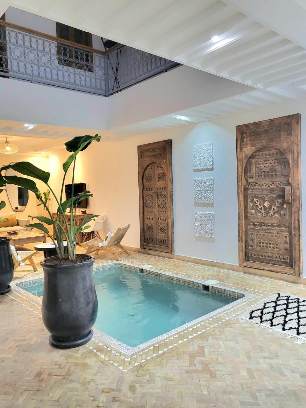 Riad Melilo Avec Piscine Chauffee Marrakesch Exterior foto